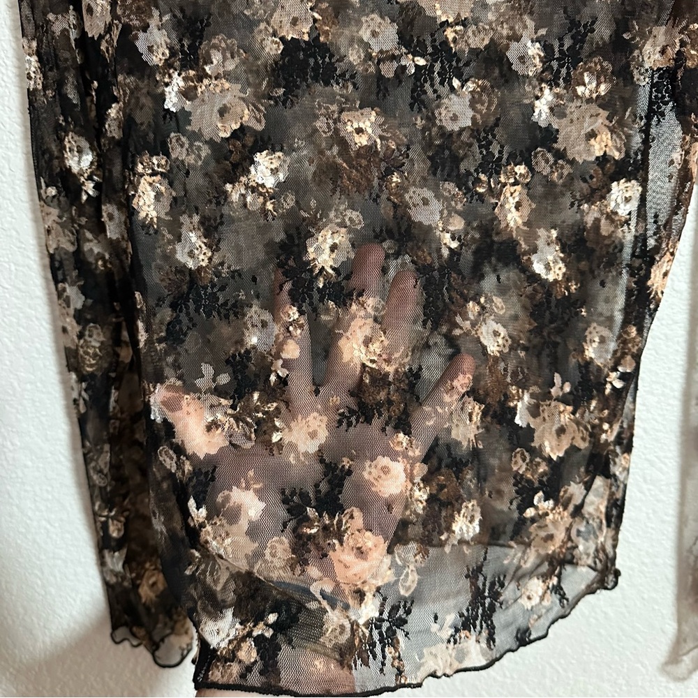 Willow & Root Floral Lace Top Size L Black Whimsical Grunge - Picture 2 of 5